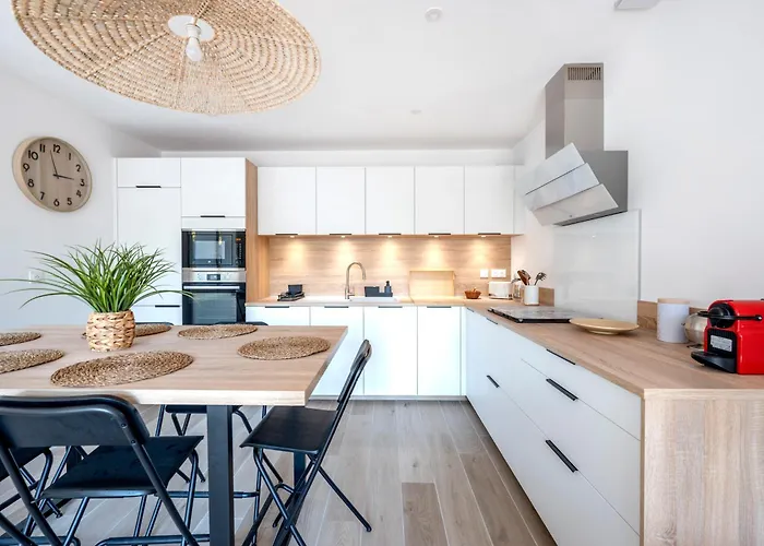 Charmante Maison Basque Au Centre Du Cap Ferret