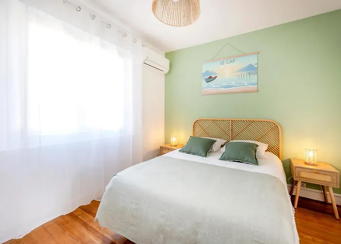 Charmante Maison Basque Au Centre Du Cap Ferret *